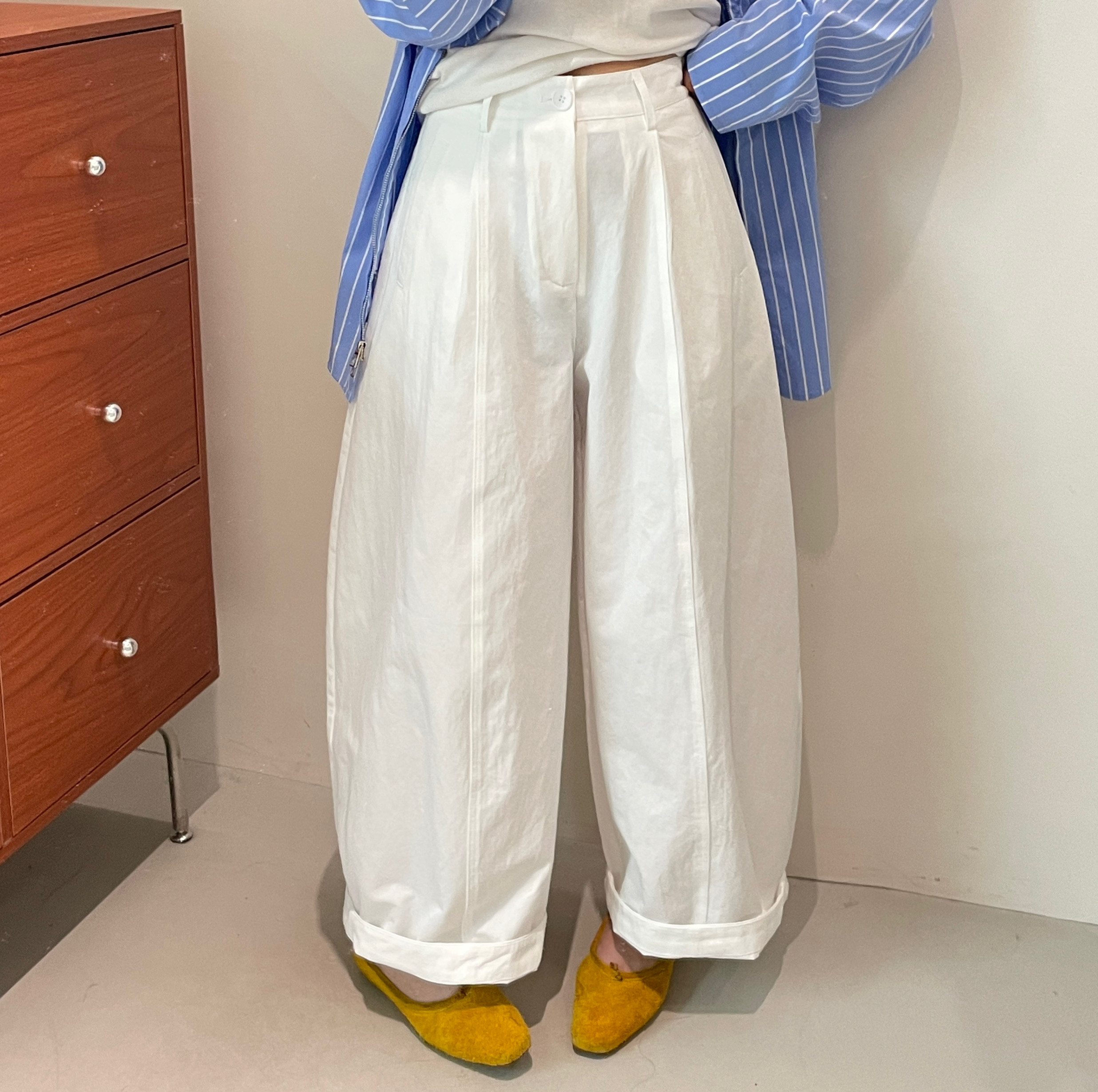 2026春款极简风高腰阔腿裤女纯色百搭显瘦休闲长裤松弛感穿搭弯刀