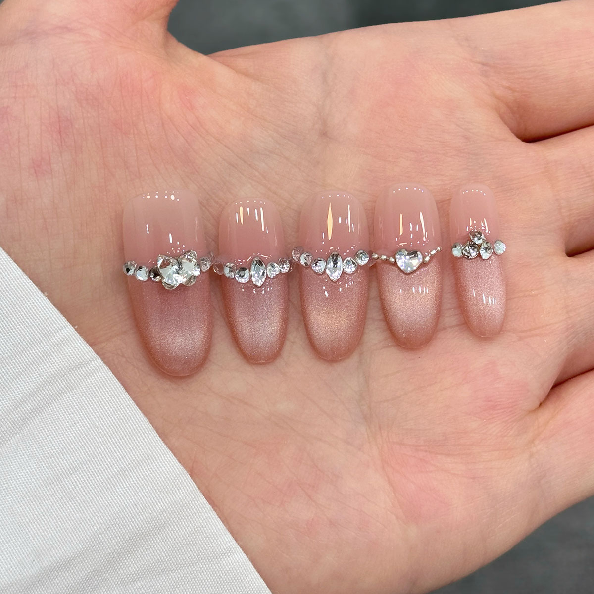 轻奢高级手工猫眼穿戴甲爆闪显白美甲贴片成品日常-V21