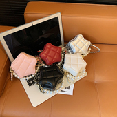 女童小香风珍珠手提mini五角星零钱包小公主洋气精致甜美口红包潮