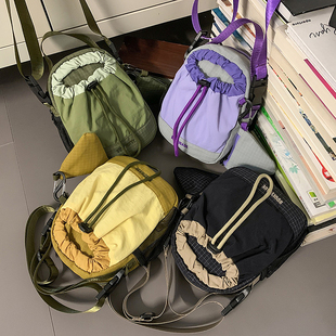 山系露营儿童包包男童潮酷斜挎包户外运动水壶包女童防水手机包