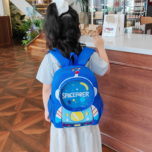 新款太空人书包幼儿园女带胸口肩负小中大班双肩包男护脊儿童背包