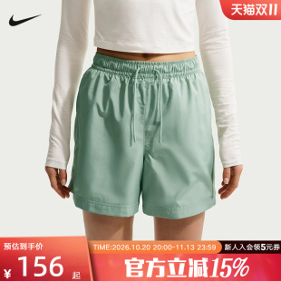 耐克女子短裤夏季新款休闲刺绣小勾透气宽松运动五分裤FV7558-006