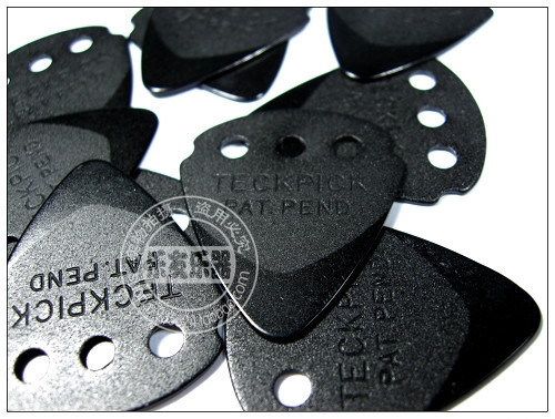 合金拨片项链 黑色(送18kGP项链一条) 超值价 乐手饰品