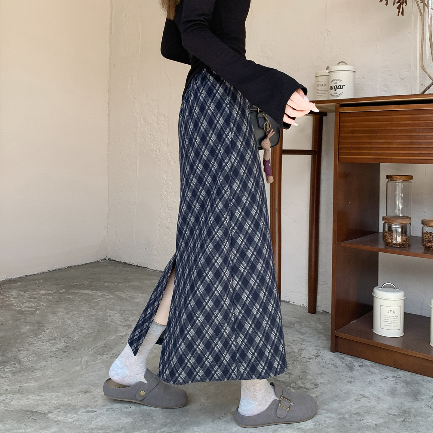 复古格纹后开叉直筒裙半身裙秋冬