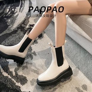 女靴41到43宽脚胖马丁靴2025冬季 大码 粗跟切尔西靴内增高烟筒靴