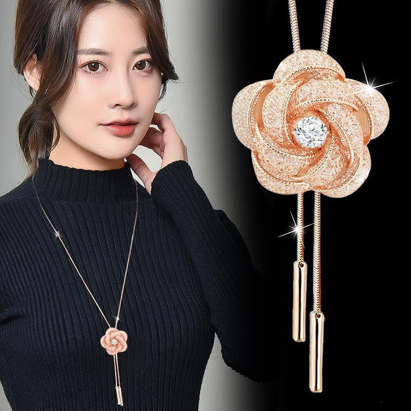 2024 luxury Pearl Necklace Long Sweater Chain