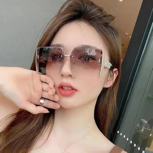 Vintage Square Sunglasses Woman Classic Retro Gradient Mirro