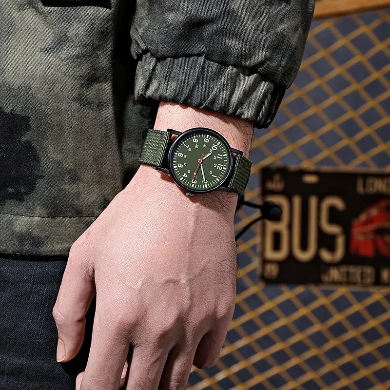 2023 Fashion Men Watches Luxury Brand Fashion Mens Quartz Wa