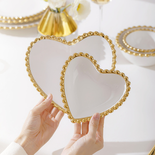 高级感金边珠点陶瓷盘子碟子收纳首饰盘点心碟爱心碗创意小碗心形