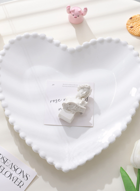 高颜值白色珠点盘子陶瓷家用菜盘甜品盘蛋糕盘爱心盘心形碟子桃心