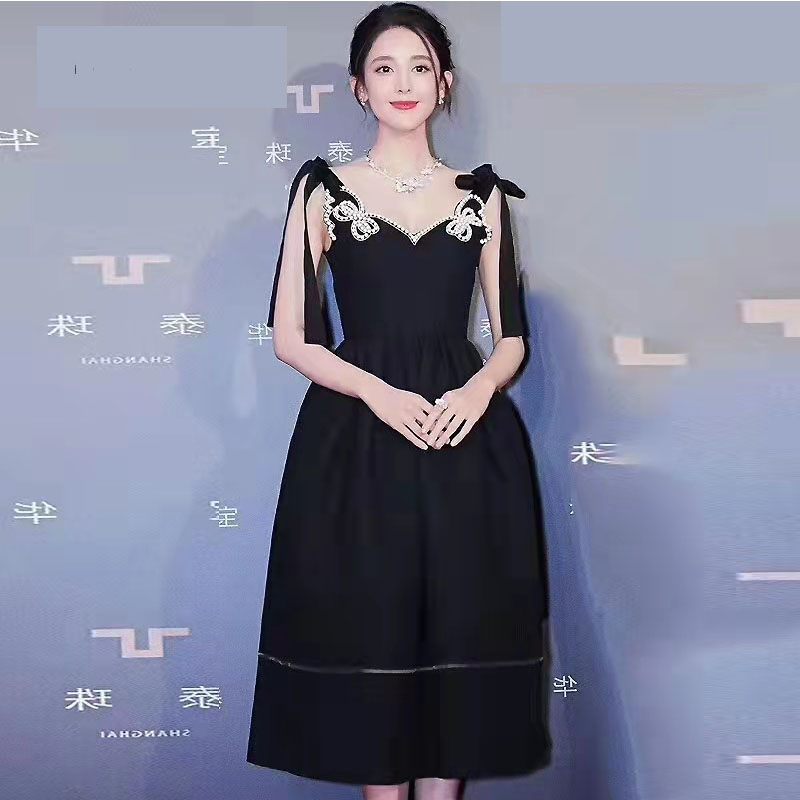 礼服裙宴会女平常可穿气质轻奢明星同款纯色聚会中长款连衣裙黑色