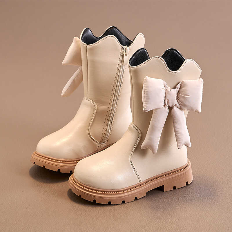 马丁靴女孩子洋气儿童靴时尚秋冬