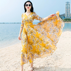 2026新款气质V领l雪纺连衣裙女夏超长款大摆黄色碎花长裙显瘦显高