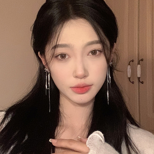 冷淡风蝴蝶结流苏耳环女气质百搭长款 耳钉小众设计高级感金属耳饰