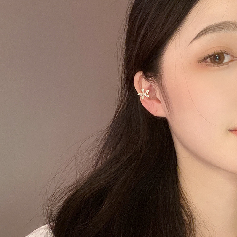 温柔气质闪锆花朵精灵耳夹女无耳洞精致小巧高级感耳骨夹小众耳饰