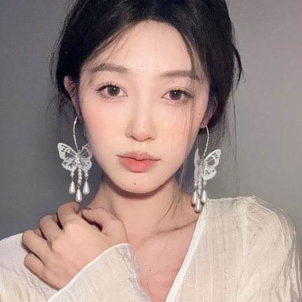超仙气质立体白色蝴蝶珍珠流苏耳环小众夸张长款中式耳钩耳坠耳饰
