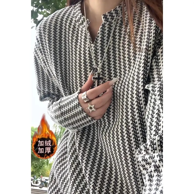 港风鱼骨纹v领长袖T恤男士秋冬季加绒加厚休闲卫衣情侣款百搭体恤