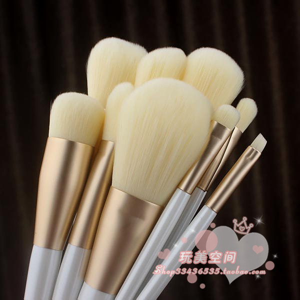 清风拂面珍珠白柔软化妆刷10件套轻柔服帖彩妆套刷工具刷子带刷包