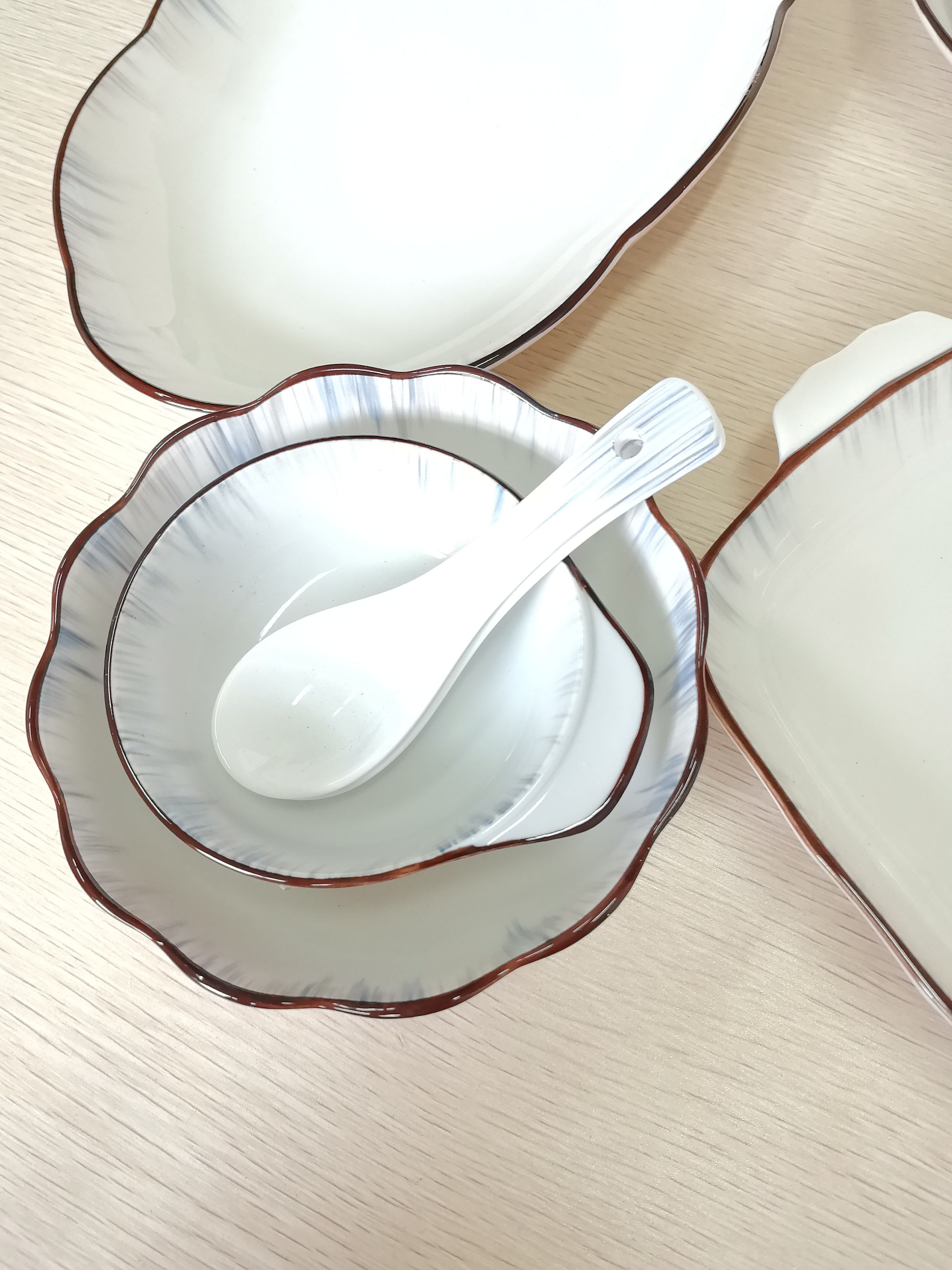 家用菜盘陶瓷盘子时空釉下彩餐具瓷盘创意心型盘简约双耳大鱼盘碟