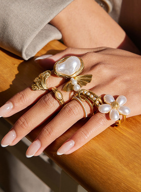 欧美钛钢珍珠戒指小众感不掉色指环18k金不锈钢跨境饰品