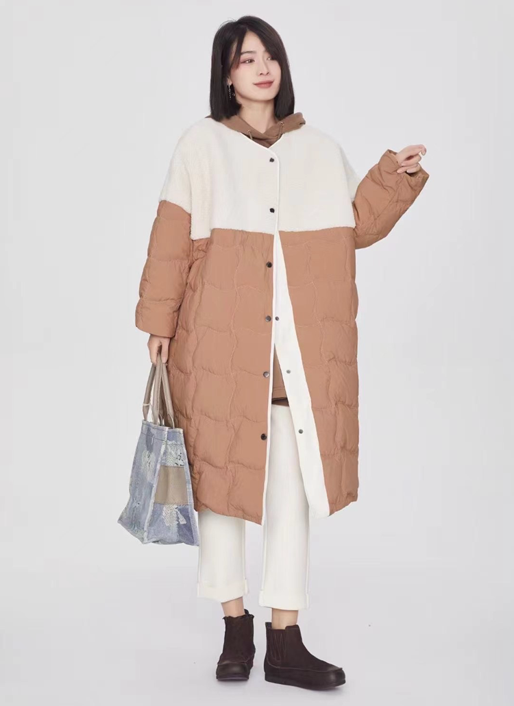翠色嘉人2025冬季新款棒球领羽绒服