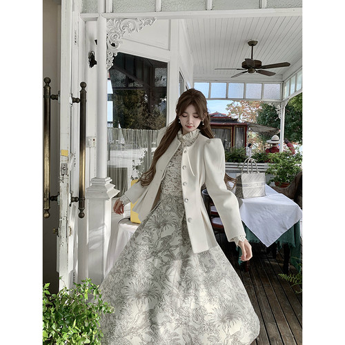 Le 19 RomanLand 巴黎艺术生白色提花半身裙女春季修身显瘦长裙子