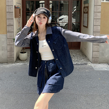 设计感条纹拼接衬衫女秋季牛仔短裙时尚套装翻领宽松休闲舒适显瘦