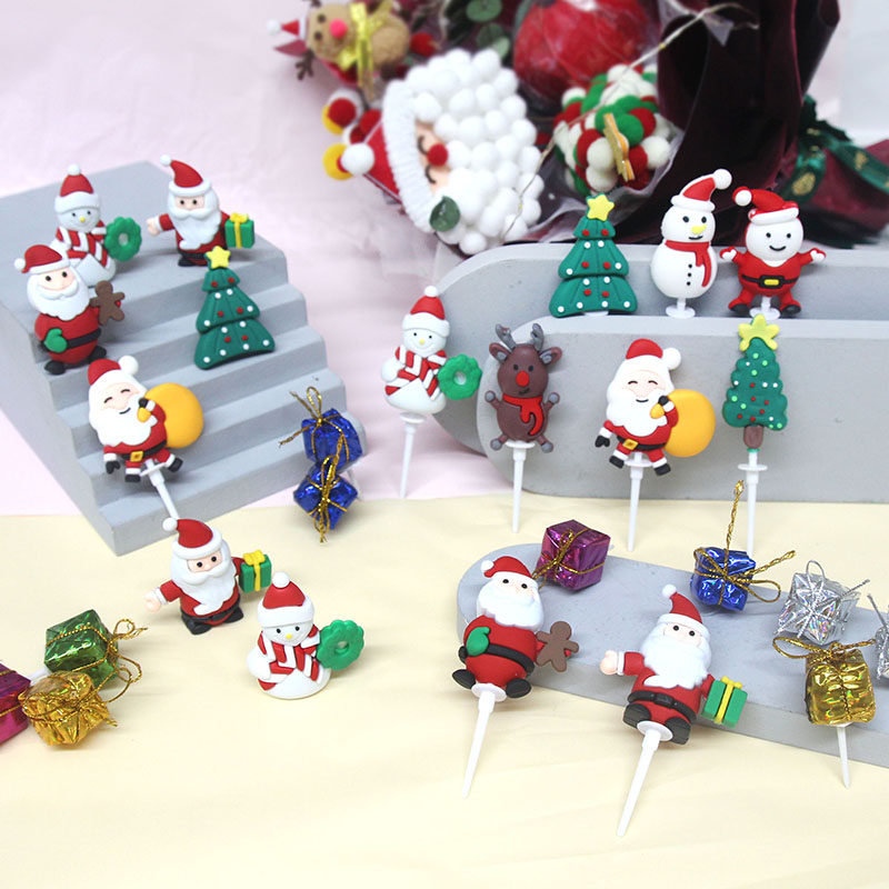 圣诞节插件摆件圣诞树滴胶老人金色礼物麋鹿雪人草圈甜品蛋糕装饰