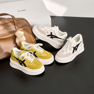 2026春新款小码女鞋31 32 33内增高休闲鞋厚底板鞋时尚百搭小白鞋