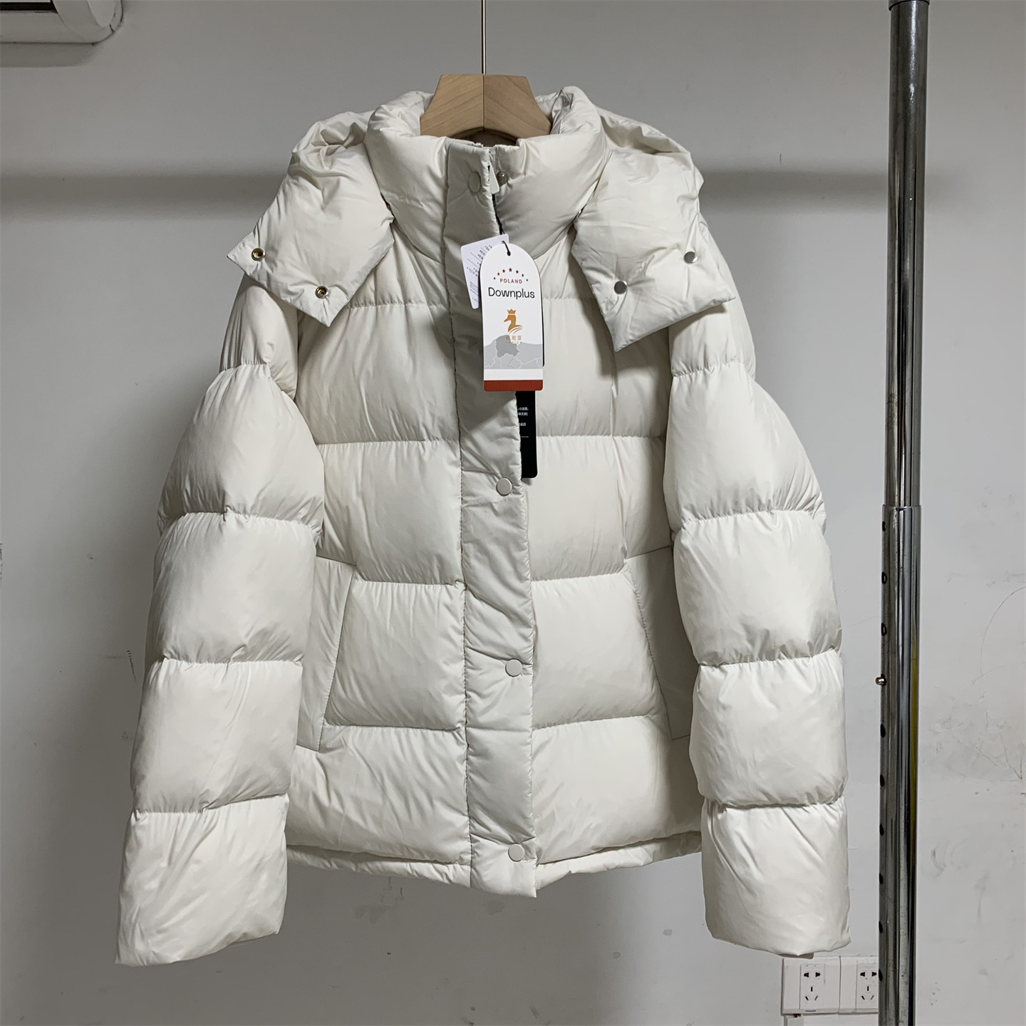实拍正品lulu冬季新连帽加厚保暖收腰显瘦五格羽绒服外套女