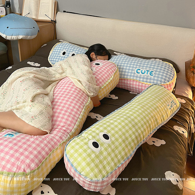 夏季可爱格子抱枕女生专用