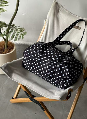 Lifenotes【白日梦屿】黑白波点大容量单肩包休闲百搭旅行手提包