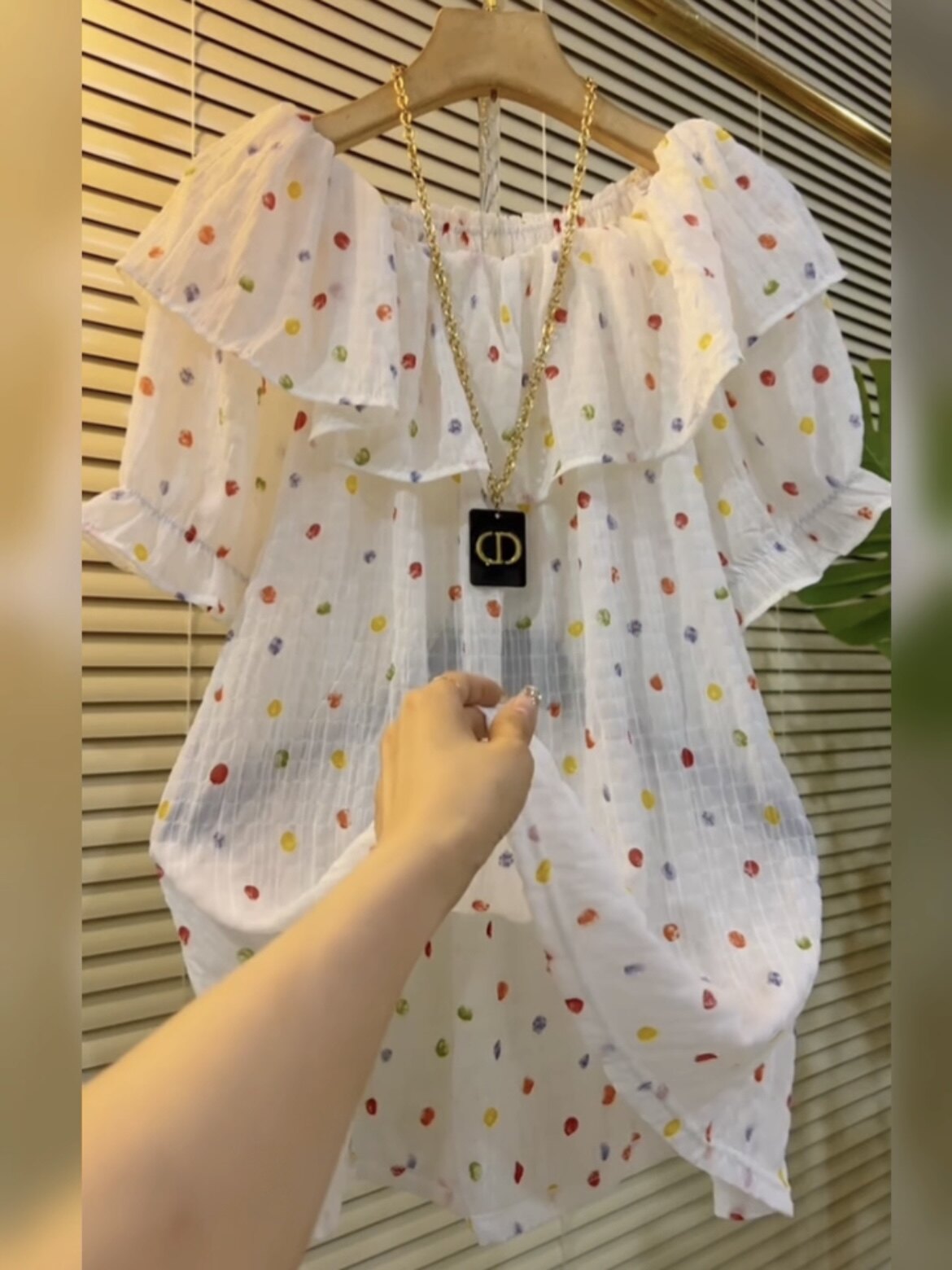 夏季大码韩版宽松显瘦波点衬衫胖妹妹遮肉百搭时尚休闲上衣潮款