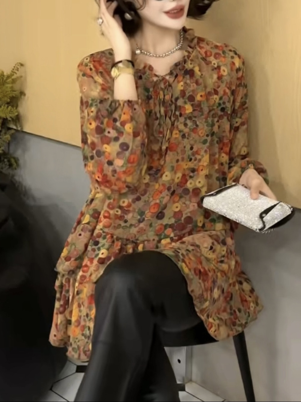 春夏大码女装波点长袖衬衫领口蕾丝洋气减龄薄款打底衫ins上衣潮,女装/女士精品,常规大码外套,淘宝优惠券,粉丝福利购,淘宝优惠卷