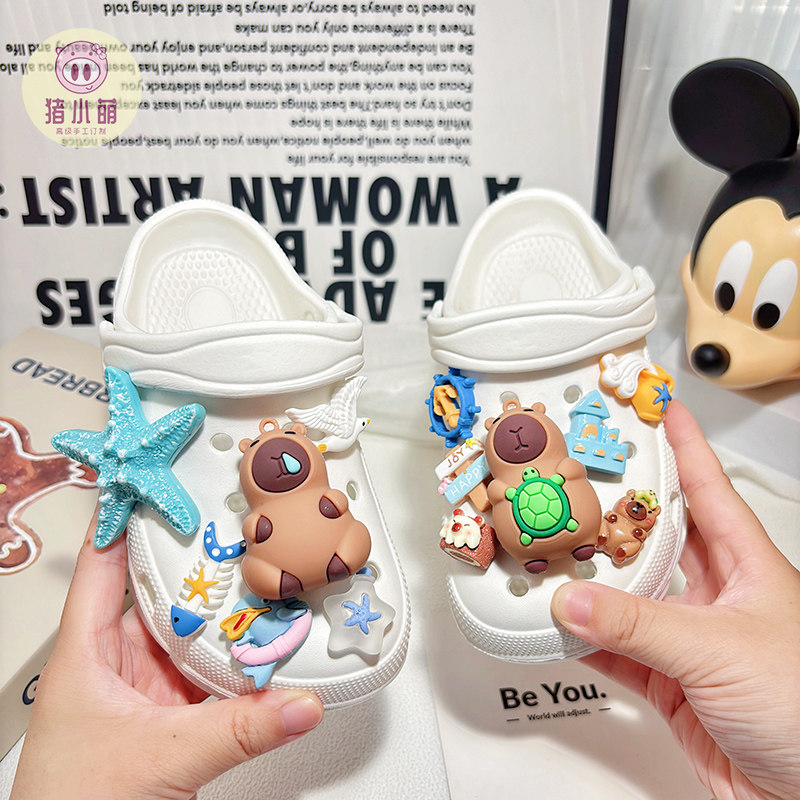 儿童白色洞洞鞋轻便防滑男童女孩宝宝2025年夏季新款超火沙滩拖鞋