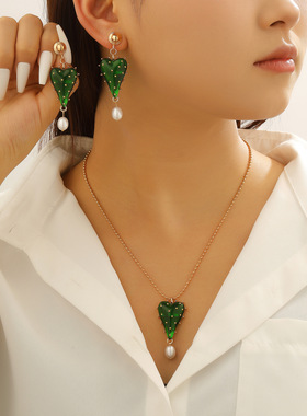 绿意心语浪漫复古金点点耳环项链