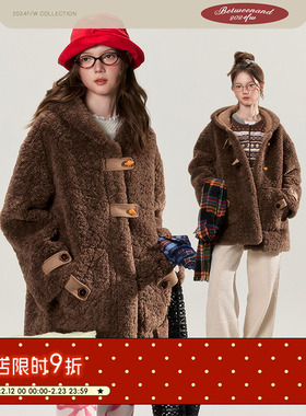 BETWEENAND 冬季棕色可颂毛毛大衣女防寒麂皮牛角包扣子保暖外套