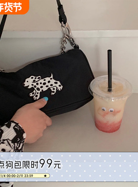 不吞“让人爱不释手的原创斑点狗腋下挎包黑色小包包”BETWEENAND