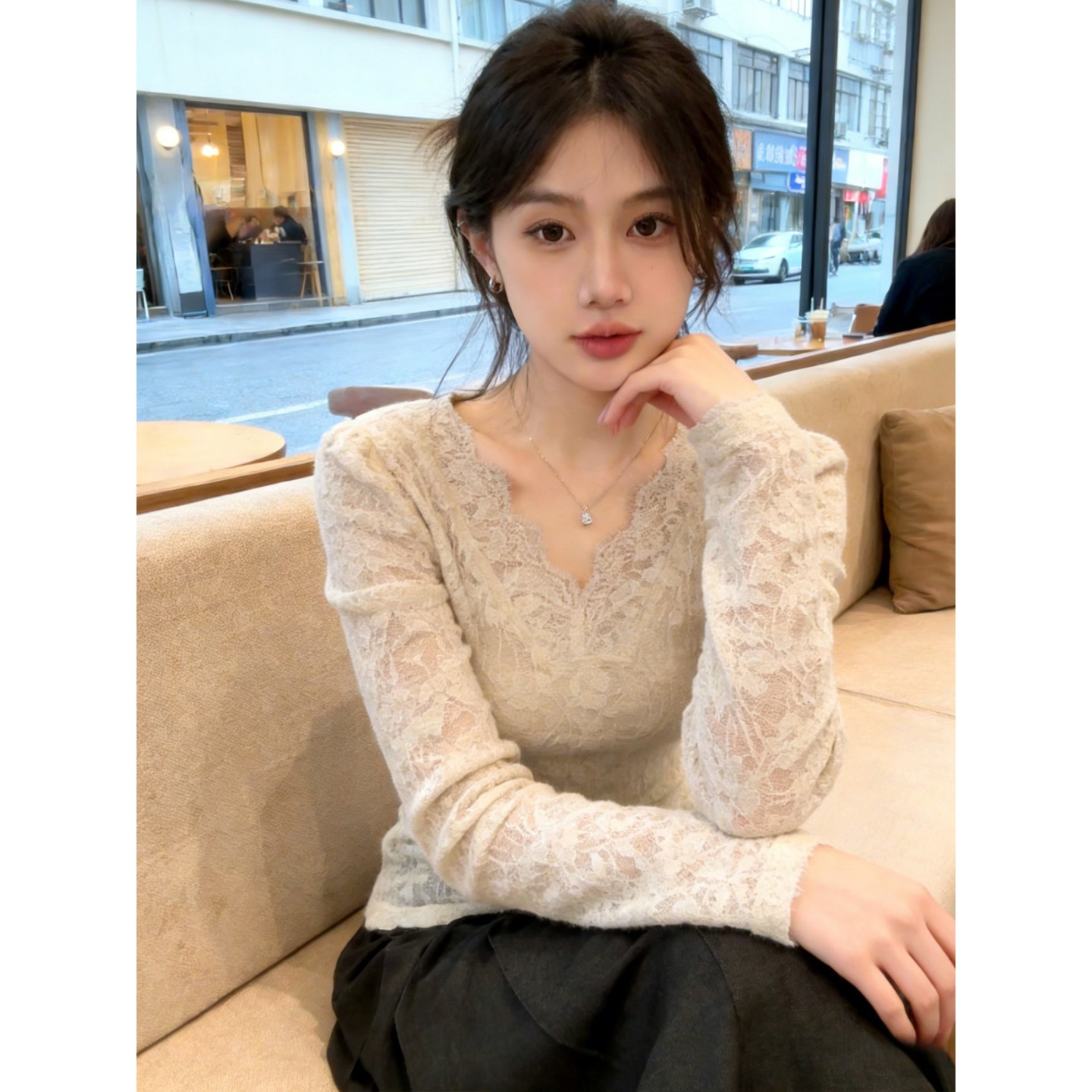 法式轻熟V领蕾丝长袖修身T恤女