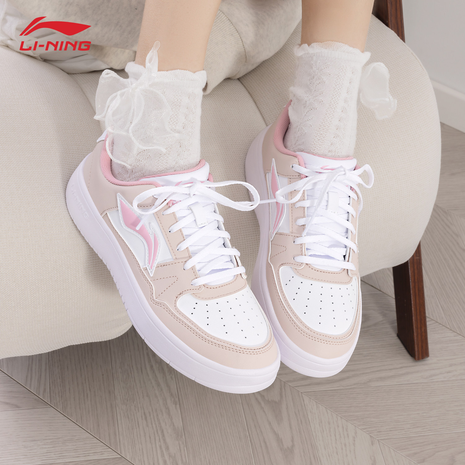 李宁女鞋休闲鞋月临板鞋冬季新款经典复古小白鞋轻便透气运动鞋,运动鞋new,运动休闲鞋,淘宝优惠券,粉丝福利购,淘宝优惠卷