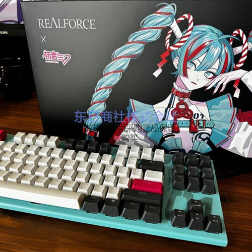 初音未来联名有线RGB静电容键盘