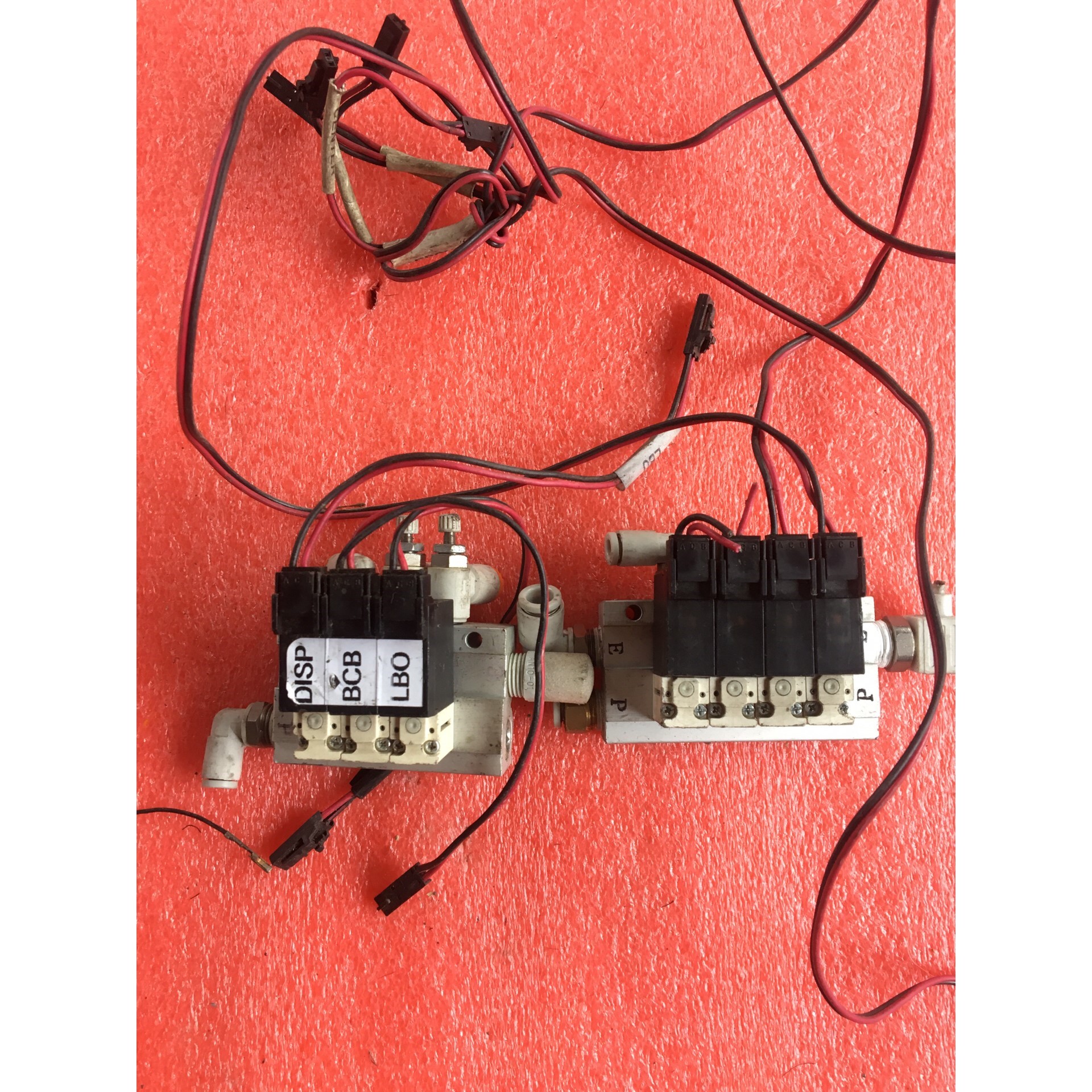 SMC原装电磁阀10-VQ110U-5MO-SMC拆咨询维修咨询维修