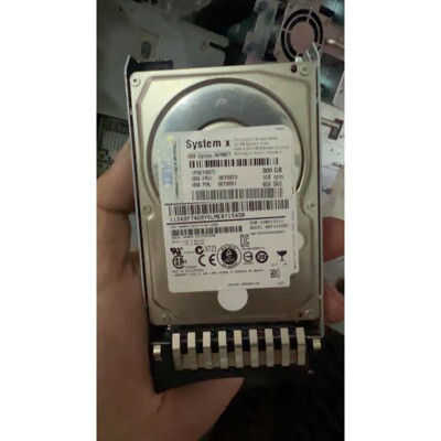 IBM 300GB 10K 2.5寸SAS90Y8878咨询维修