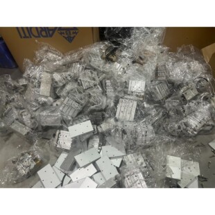 亚德客双杆三杆气缸,型号如下TCL12X20S(25元),T咨询维修咨询维修