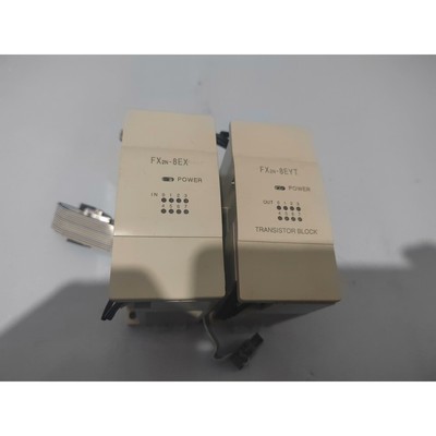 三菱输入输出模块FX2N8EX      8EYT 两个咨询维修咨询维修