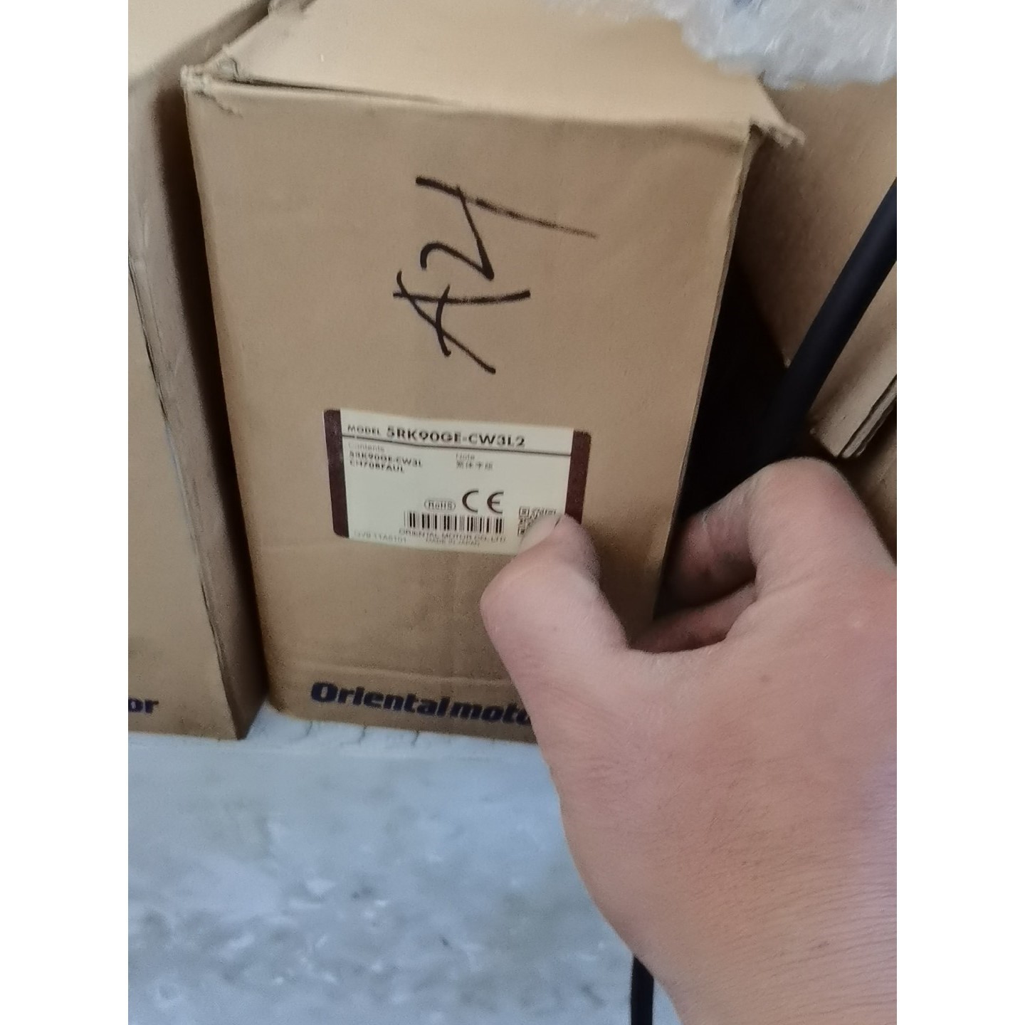 5RK90GE-CW3L2电全新带包装盒,有十几台,咨询维修咨询维修