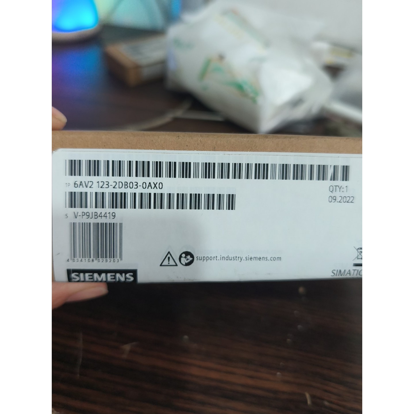 6AV2 1232DB030AX0西门子文本22年的咨询维修