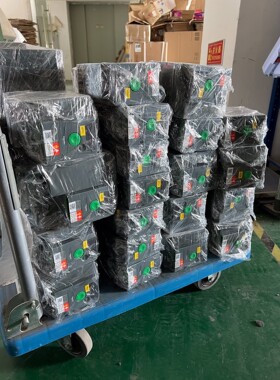 9新冲冲xin施耐德变频器ATV310HU30N4A 3KW咨询维修咨询维修