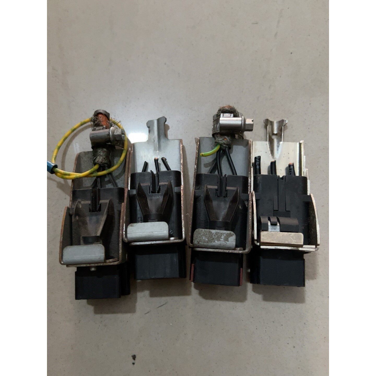 西门子s120三叉端子 a5e02096973 东西是好的咨询维修咨询维修