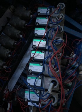 CKD-GFAB31-X2618电磁阀组,功能正常,咨询维修咨询维修咨询维修